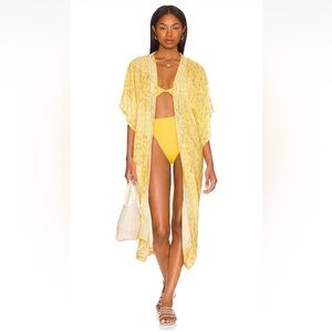 Revolve Plush NWT Ultra Soft Kimono in Yellow Women’s XS/S Floral Mixed Print